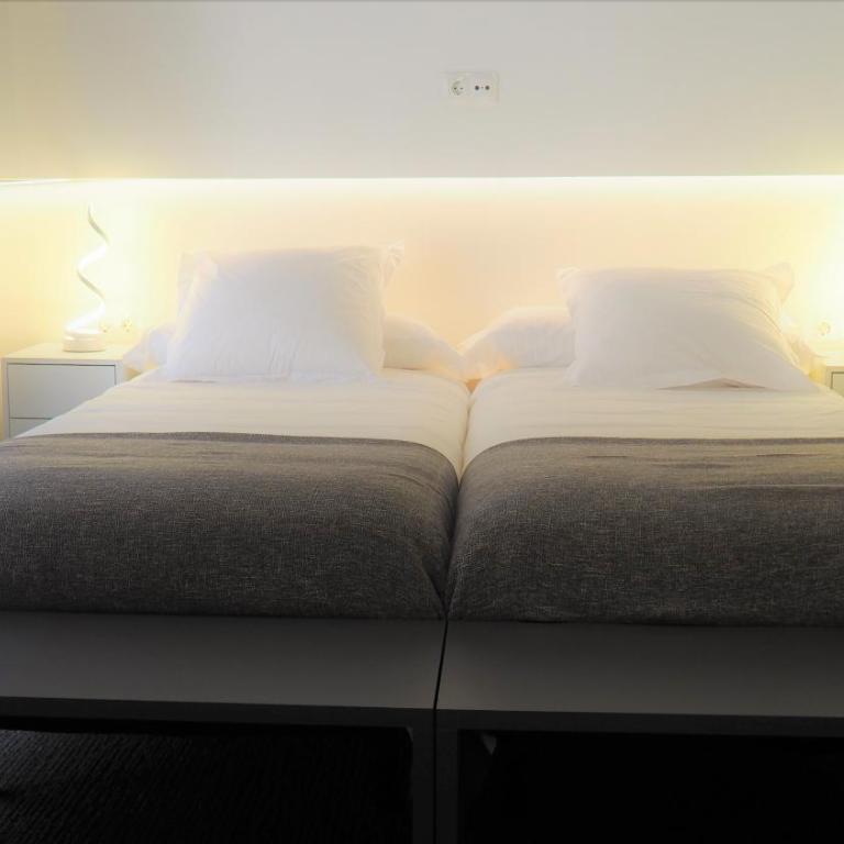 PLAZA VIEW - Superior Double Room - 4