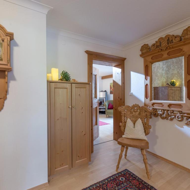 Appartement Andrea Hauser - Riedltischler - Four-Bedroom Apartment with Balcony - 7