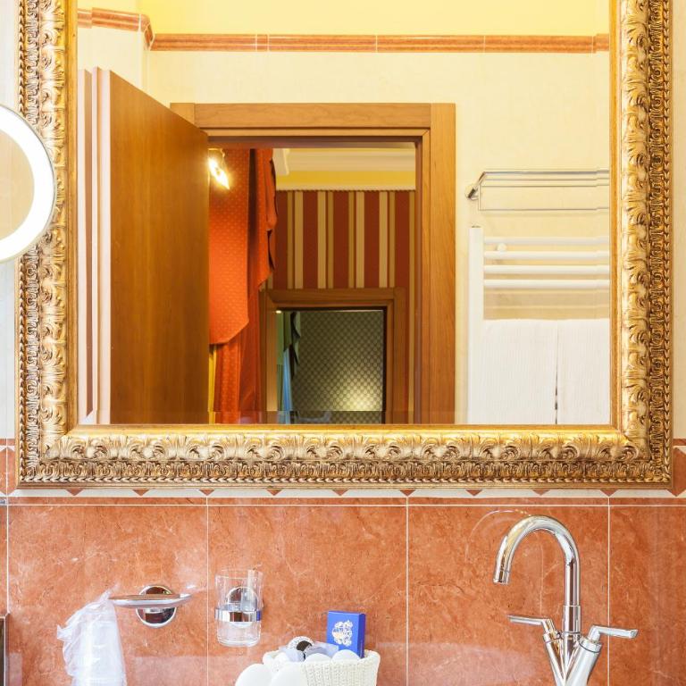 Hotel Manfredi Suite In Rome - Superior Double or Twin Room - 6