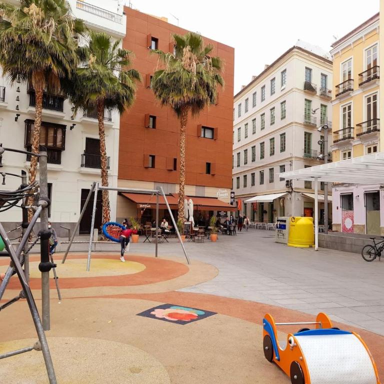 Beautiful flat with balcony and wifi in Málaga Center - Apartamento de 2 dormitorios - 27