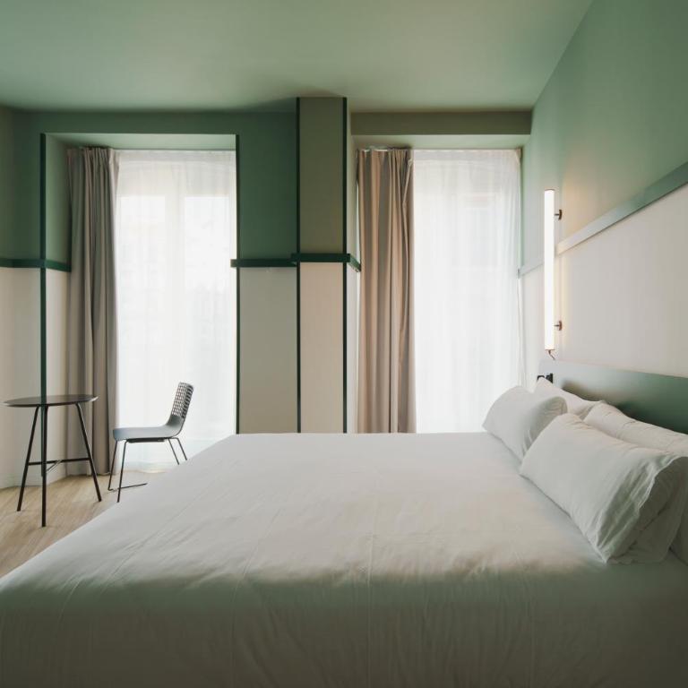 B&B HOTEL Madrid Centro Plaza Mayor - Superior Double Room - 7