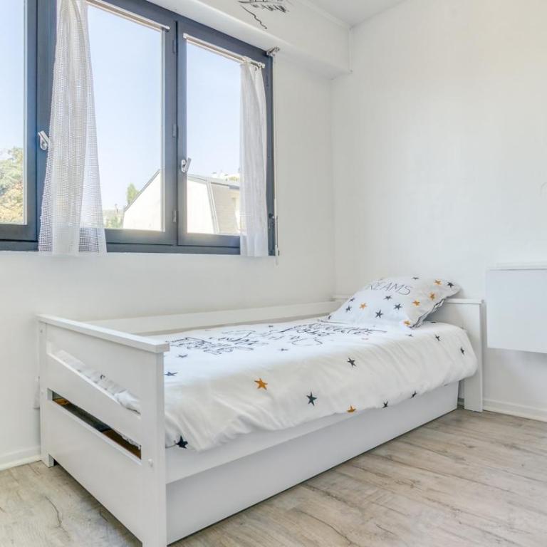 Céanothe-InvIRI. Studio Mairie. Parking Privatif - Appartement - 5
