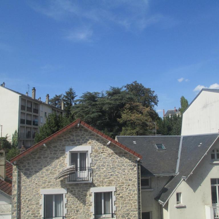 Céanothe-InvIRI. Studio Mairie. Parking Privatif - Appartement - 16