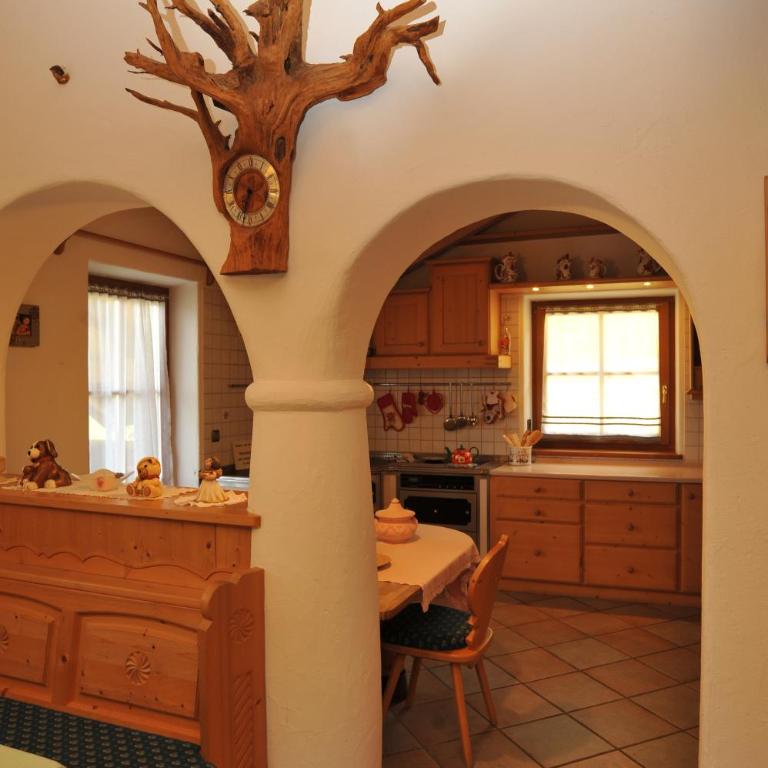 Albergo Garni' Laura - Camera Singola con Vista Montagna - 66
