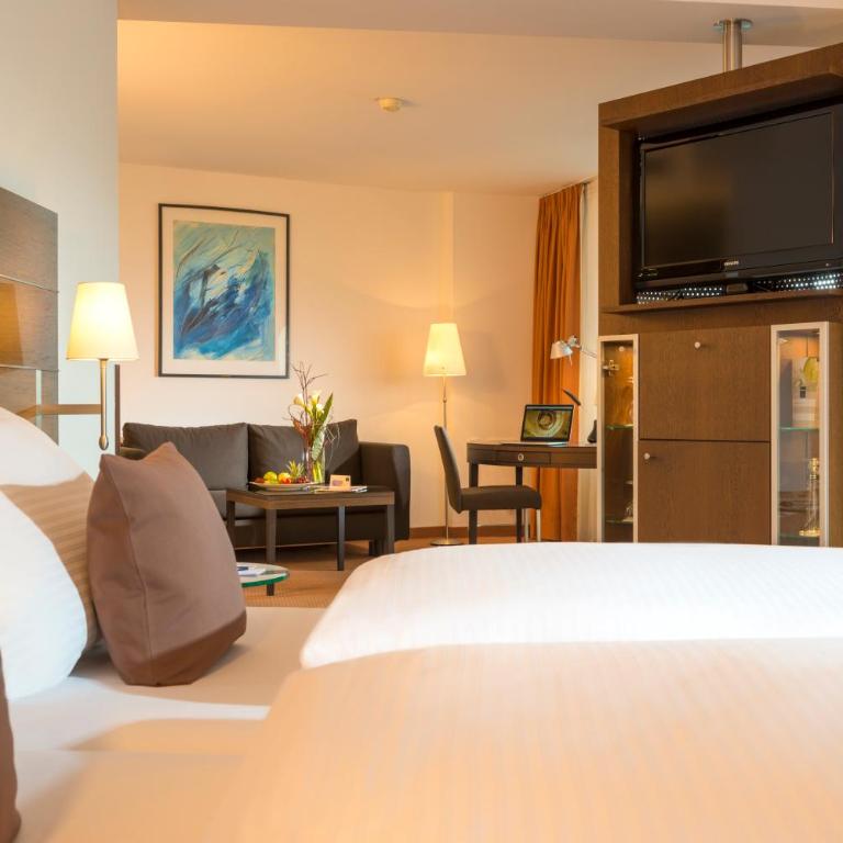 Sunday an der Kongresshalle Augsburg - Junior Suite - 5