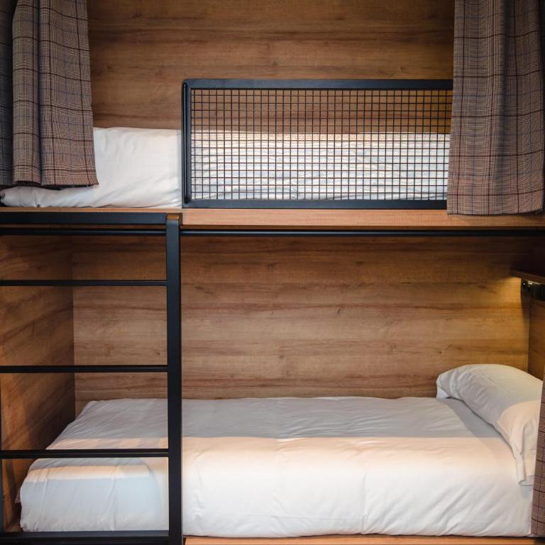 LATROUPE La Granja - Bed in 4-Bed Mixed Dormitory Room - 3