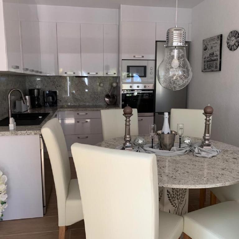 Villa Emilia 4 PAX - Villa - 8