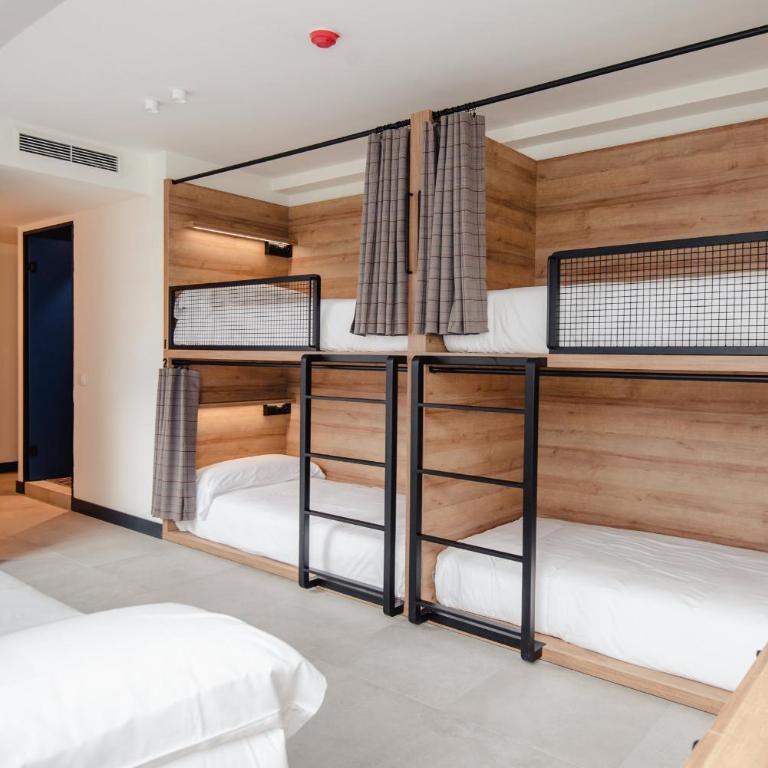 LATROUPE La Granja - Bunk 5-Bed in Mixed Dormitory Room - 4