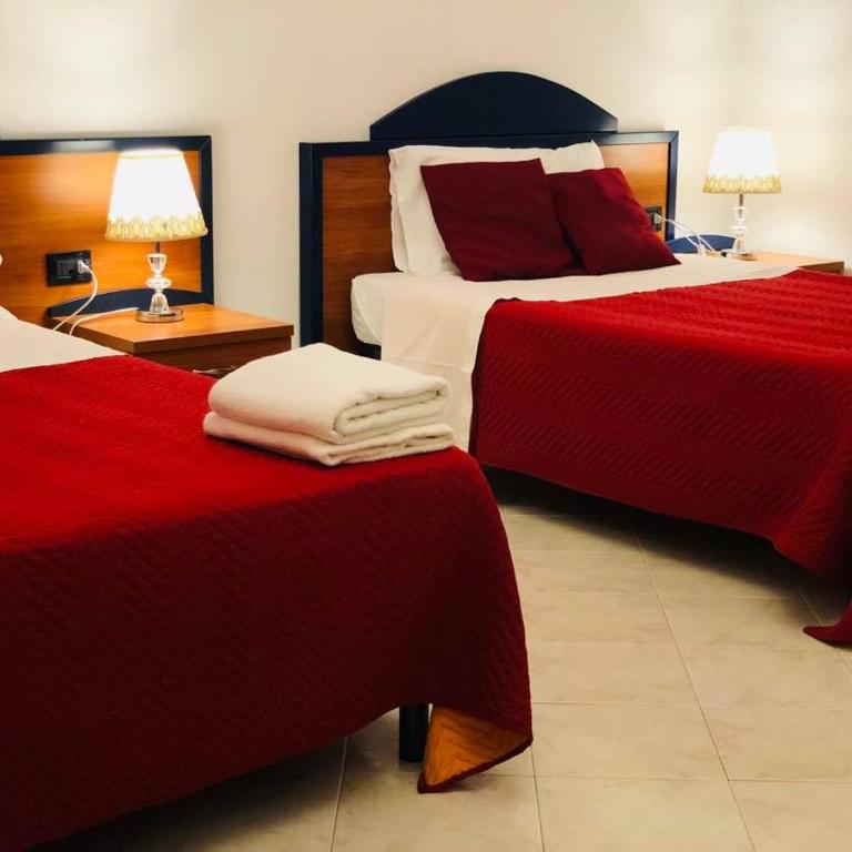B&B Al Piazza Marina - Camera Tripla Classic - 18