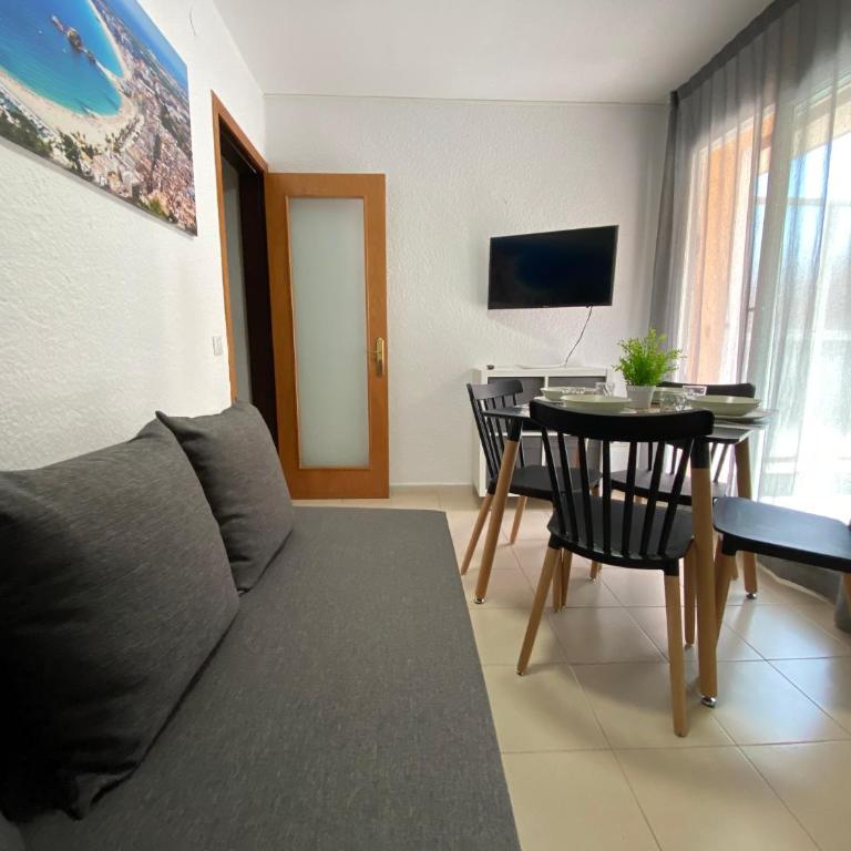 Apartamentos AR Isern - Apartamento con balcón - 12