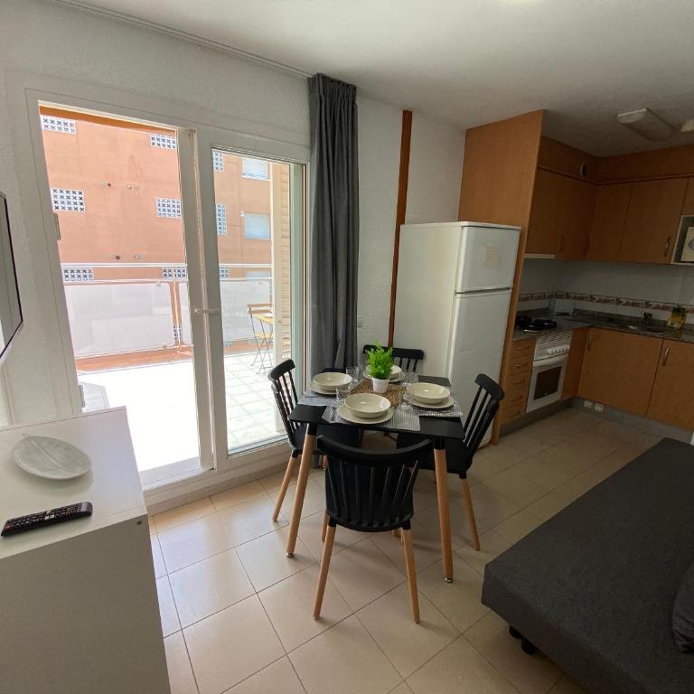 Apartamentos AR Isern - Apartamento con balcón - 8