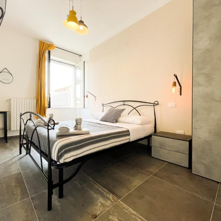Elements Rooms - Camera Matrimoniale con Balcone - 1