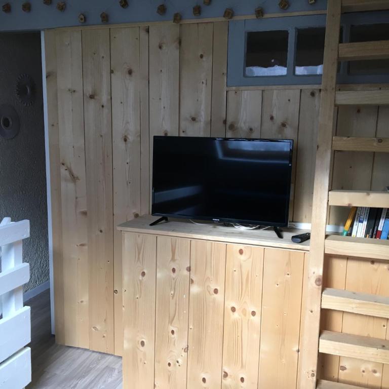 Joli petit appartement au calme, refait à neuf, avec linge de maison fourni - Two-Bedroom Apartment - 5