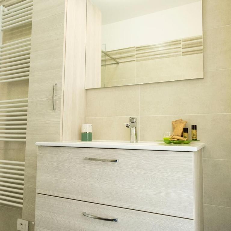 Marali Lake Apartments di ENRICA BIANCHERA - Appartamento con Giardino - 7
