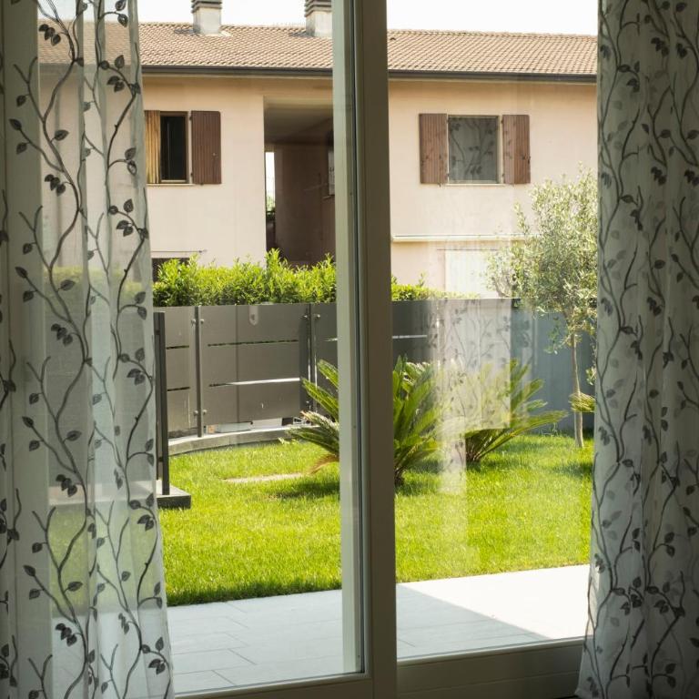 Marali Lake Apartments di ENRICA BIANCHERA - Appartamento con Giardino - 8