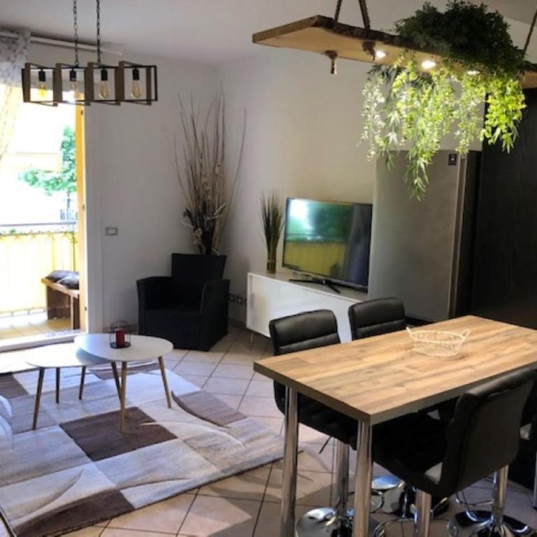 Location saisonnière Menton 220 M des plages - Apartamento con terraza - 1