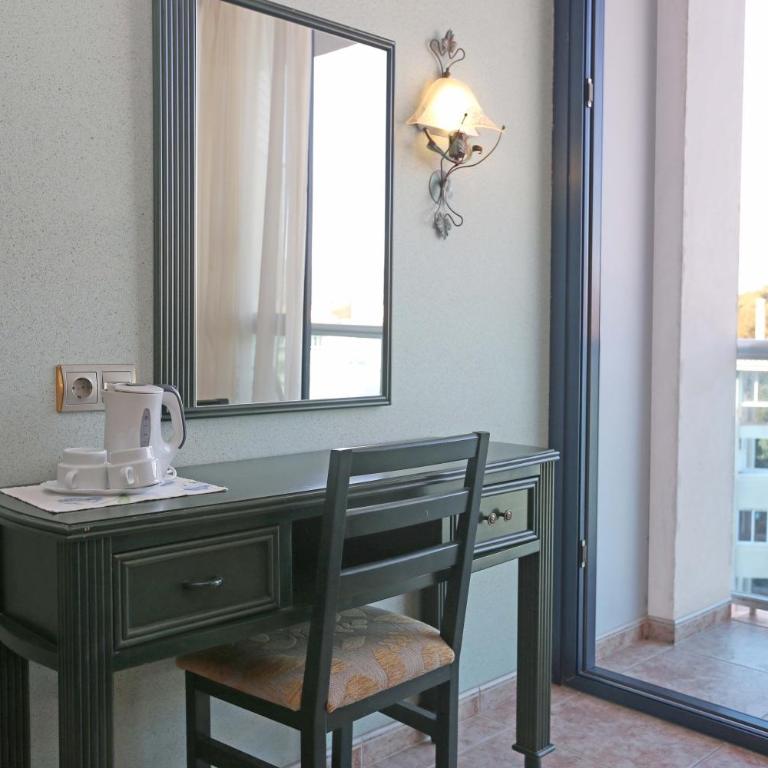 KAKTUS Hotel Kaktus Albir - Budget Double Room - 4