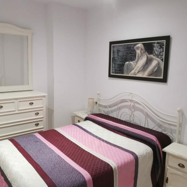 Apartamentos avda juan Carlos - One-Bedroom Apartment - 4