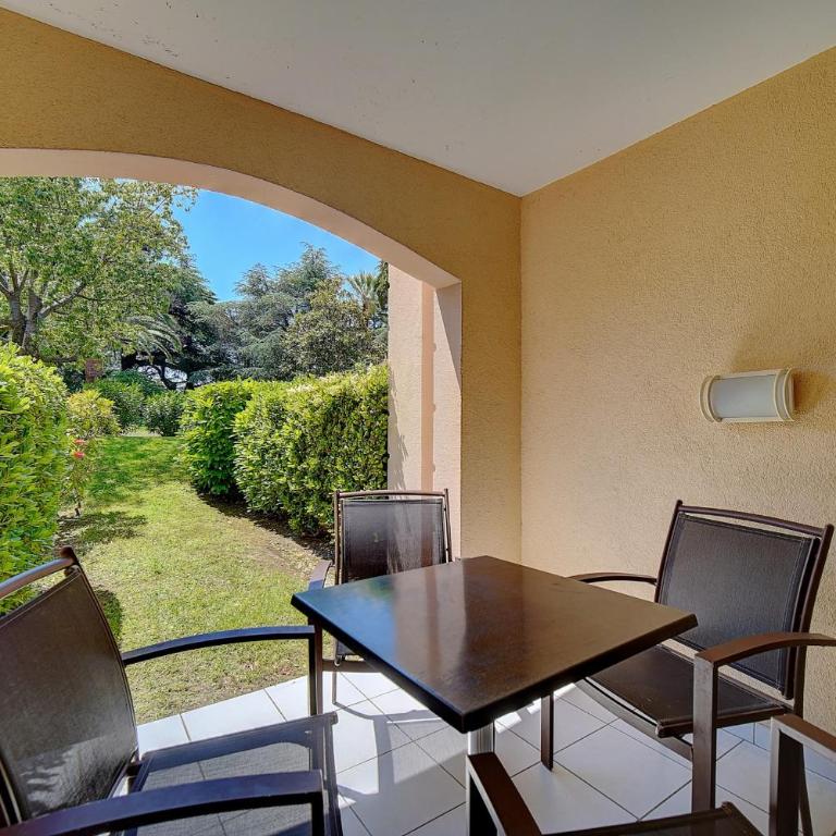 Upstays Garden Pool Parking 23m2 Apartment - Monolocale - 11