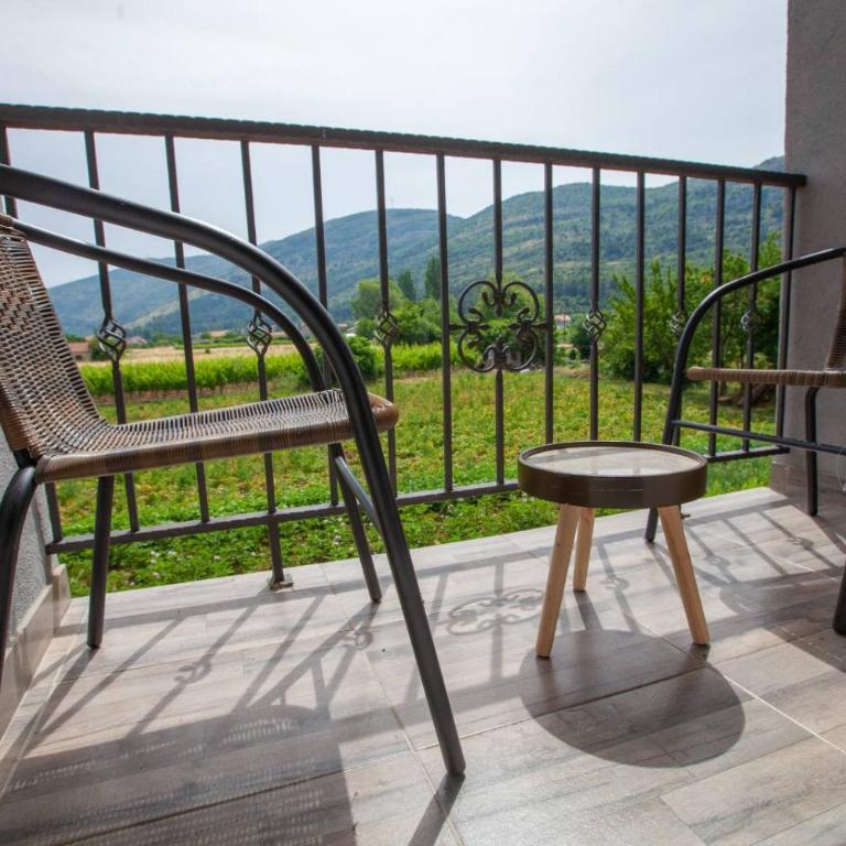 Vinarija "Đelmo" apartments - Deluks Soba s Bračnim Krevetom i Pomoćnim Ležajem - 19