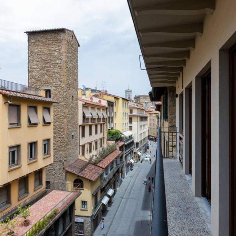 Ponte Vecchio Luxury Flat - Appartamento con 2 Camere da Letto - 18