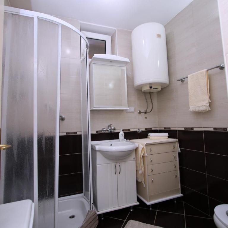 Šumski raj - Three-Bedroom Villa - 12