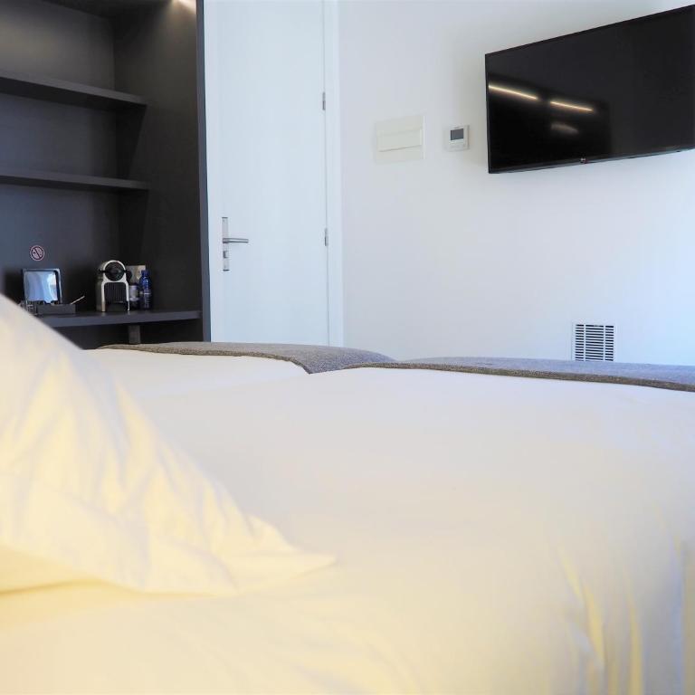 PLAZA VIEW - Superior Double Room - 8