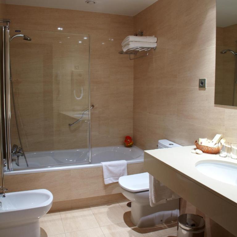 Hotel Coia de Vigo - Habitación Familiar - 1