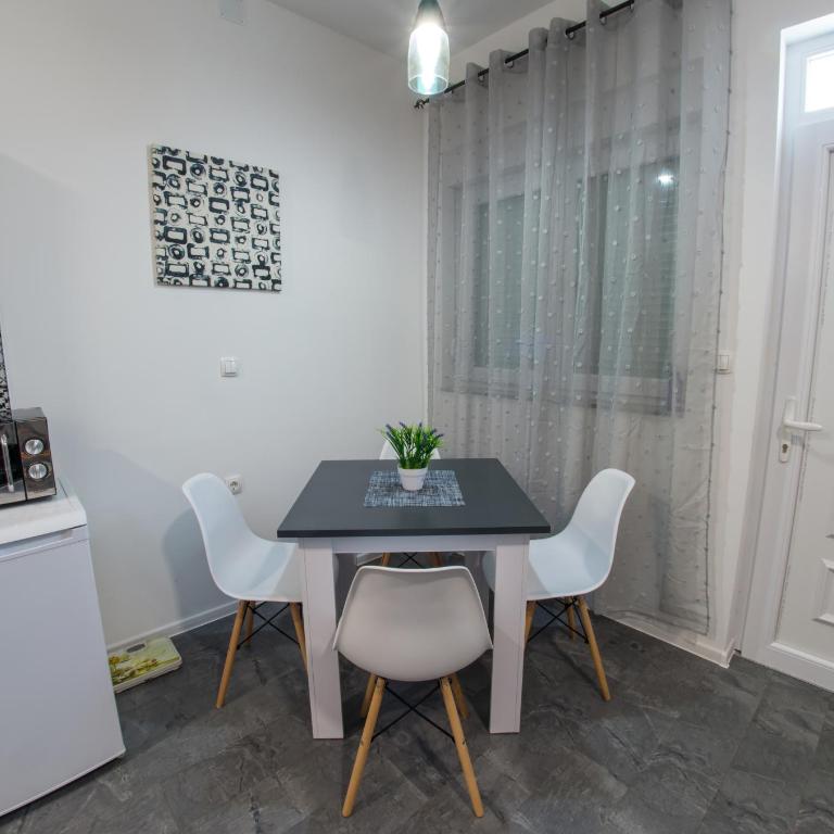 Cozy apartment in Old Town - with parking - One-Bedroom Apartment - 4