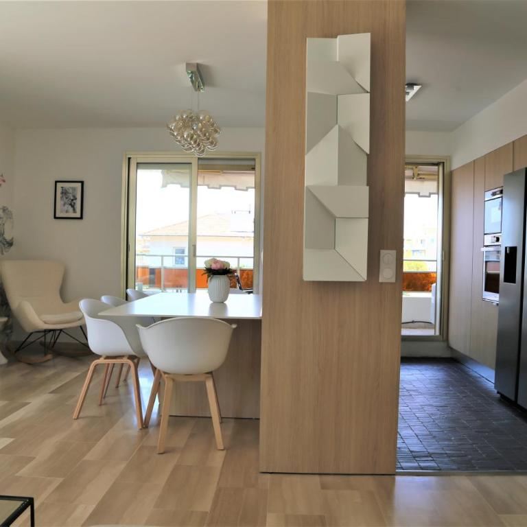 ROOFTOP CROISETTE/ALEXANDRE III - Appartement 2 Chambres - 31