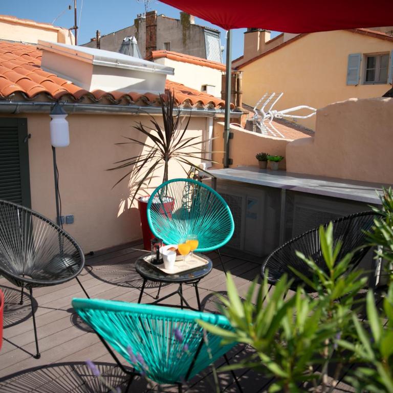 Duplex avec terrasse - hyper-centre de Toulon - Apartment mit 1 Schlafzimmer - 35