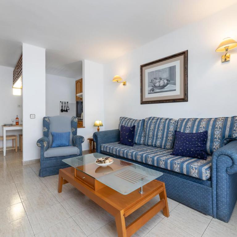 Apartamentos las Lilas - Apartamento de 1 dormitorio con vistas a la piscina - 4