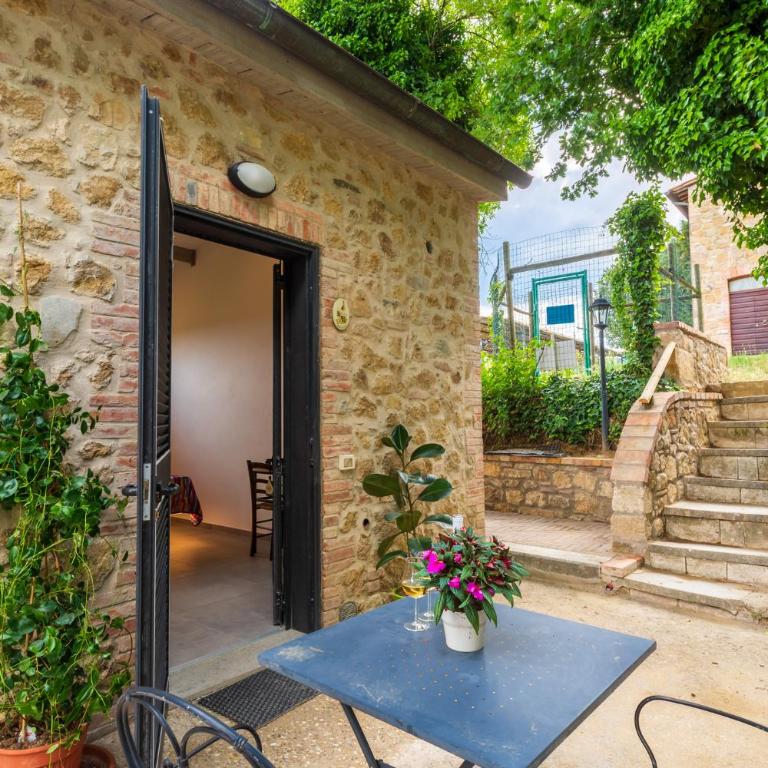 Agriturismo Palazzo Bandino in Val di Chiana, Val dorcia - Camera Matrimoniale con Patio - 1