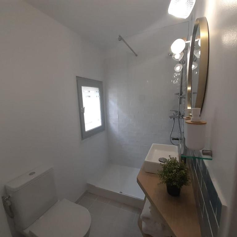 Studio de l'Horloge - Studio de Charme, hyper centre Maison Jean Vilar - Apartment mit 1 Schlafzimmer - 30