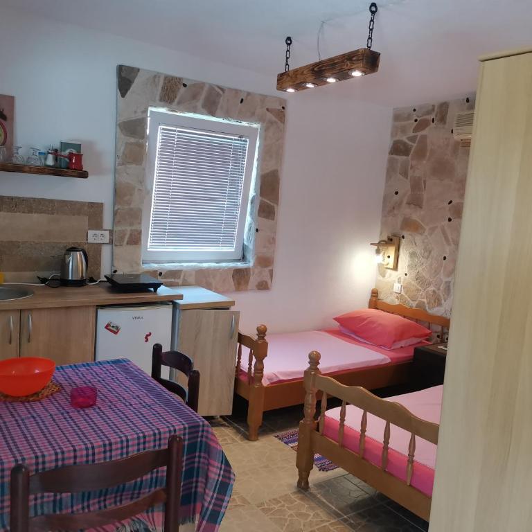 Apartments Lazarević Sutomore - Studio sa Balkonom - 1