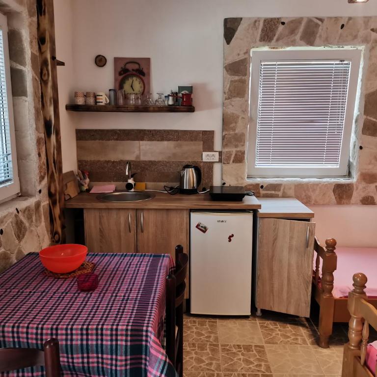 Apartments Lazarević Sutomore - Studio sa Balkonom - 2