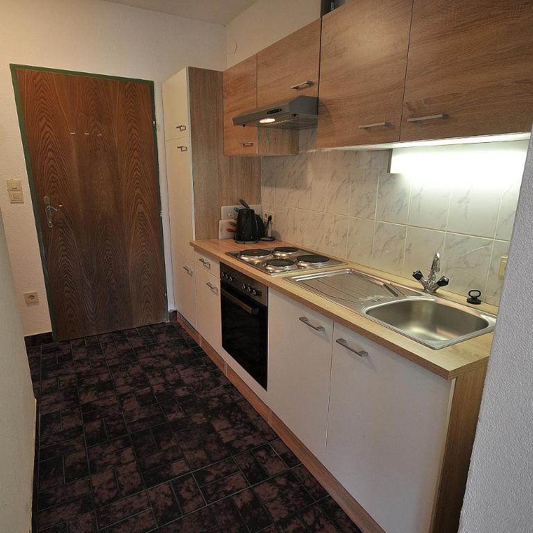 Auhof - Apartment mit 2 Schlafzimmern und Balkon - 2