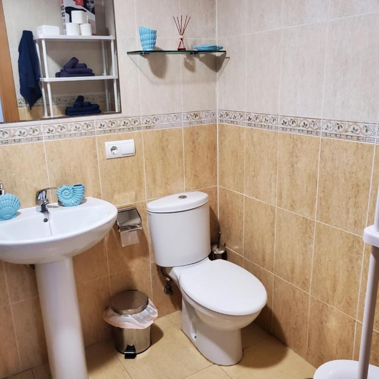 Ático dúplex con piscina privada y vistas al mar en Paraíso de Vera! - Apartamento de 2 dormitorios - 28