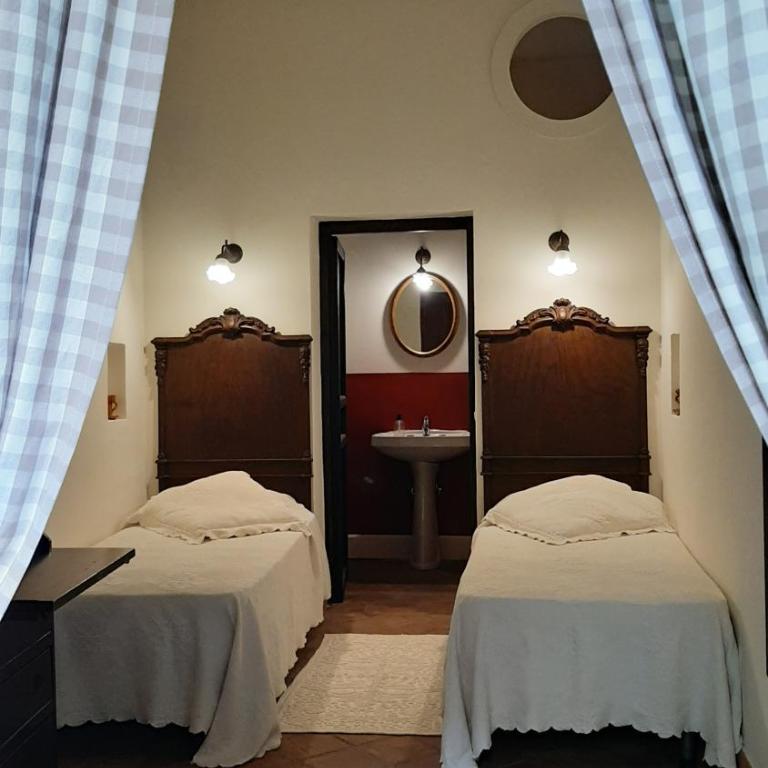 B&B del Giglio - Camera Doppia con Letti Singoli con Vista Giardino - 2