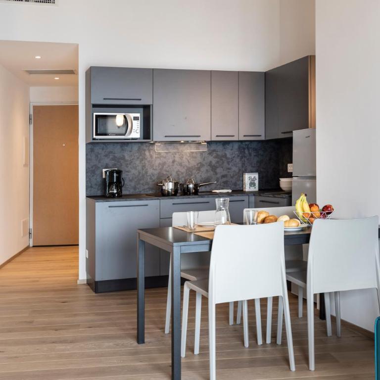 Residence Solei Classic & Plus - Plus Studio Apartment with Balcony and Lake View - 8
