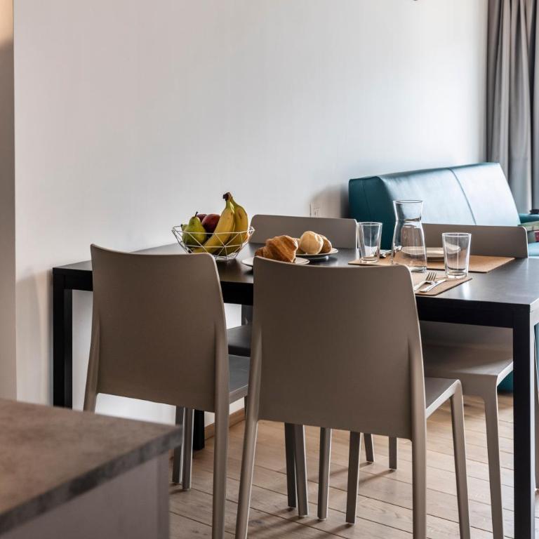 Residence Solei Classic & Plus - Plus Studio Apartment with Balcony and Lake View - 5