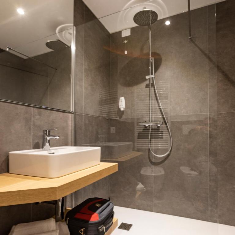 Residence Solei Classic & Plus - Plus Studio Apartment with Balcony and Lake View - 15