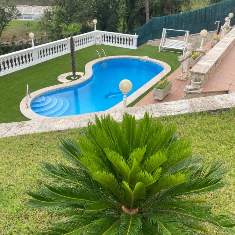 4 Bed Villa - Sleeps 8 - Pool - HotTub - Garden - Villa de 1 dormitorio - 2