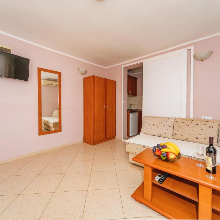 Guest House Edita - Apartman sa 1 Spavaćom Sobom - 11