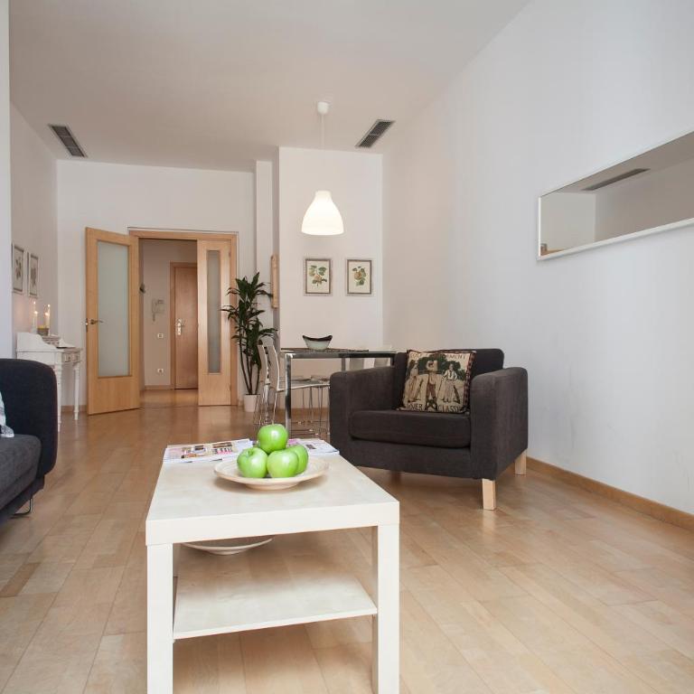 Habitat Apartments Alibei - Two-Bedroom Apartment with Courtyard View - 23