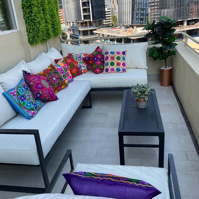Apartament Condo Amueblado, ENCOMENDEROS 200 El Golf, Las Condes Santiago con vista al Costanera Center - Apartamento de 2 dormitorios - 4
