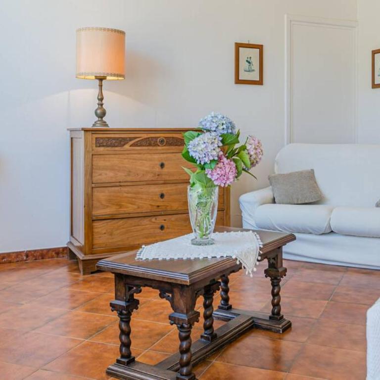 Casa Gege', for up to 5 guests, shared pool, Sorrento center - Two-Bedroom Apartment - 6