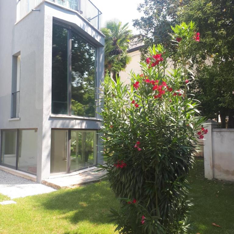 Villa Fiorentino - Camera Matrimoniale/Doppia con Letti Singoli con Terrazza - 2