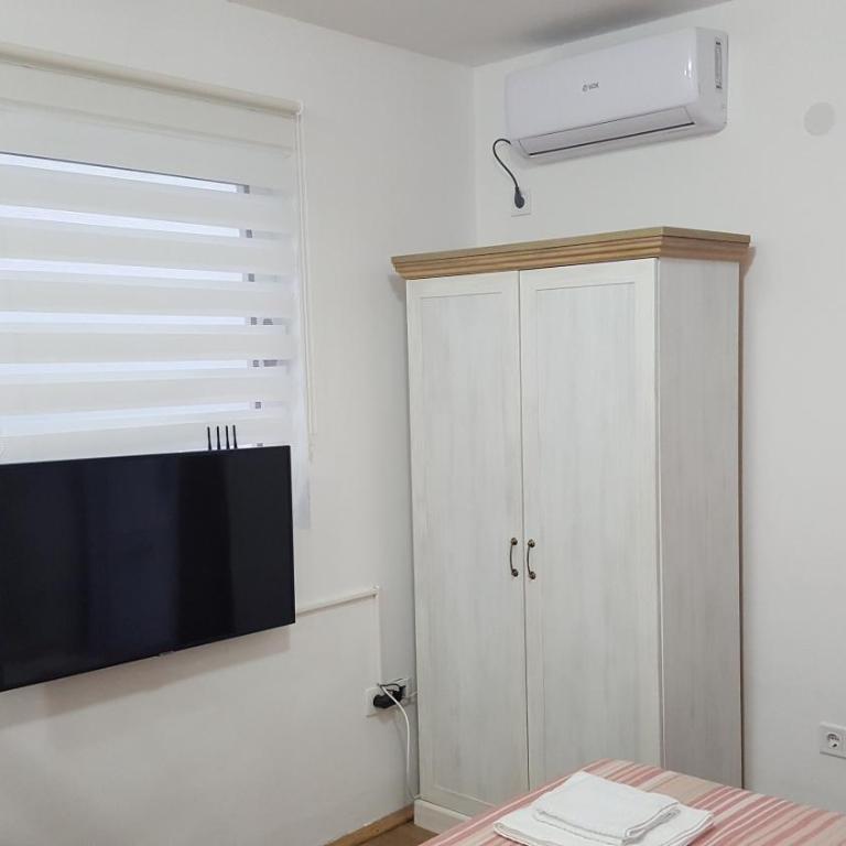 Sea View Studio - One-Bedroom Apartment - 4