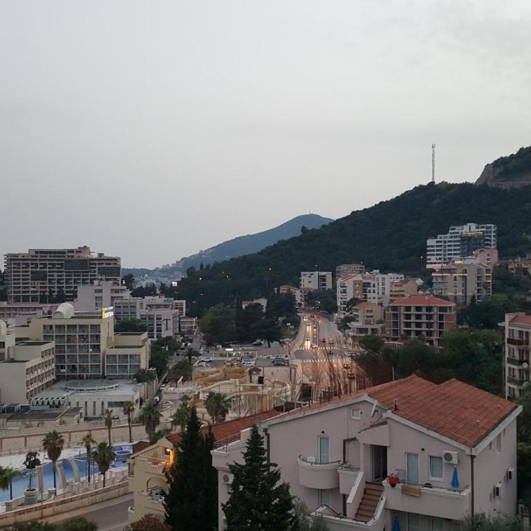 Sea View Studio - One-Bedroom Apartment - 10